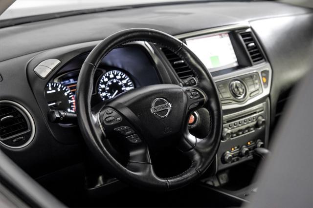 used 2020 Nissan Pathfinder car, priced at $19,181