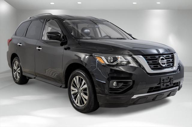 used 2020 Nissan Pathfinder car, priced at $19,181