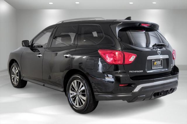 used 2020 Nissan Pathfinder car, priced at $19,181