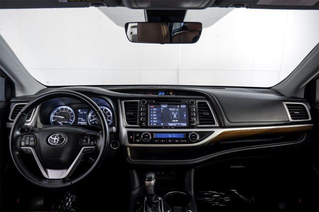 used 2019 Toyota Highlander car, priced at $24,481