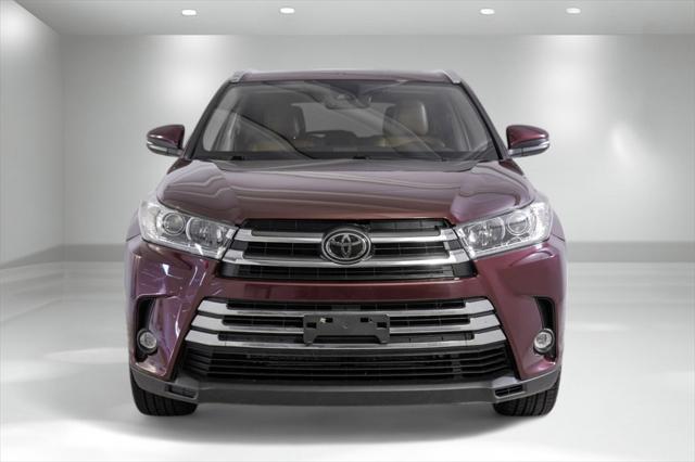 used 2019 Toyota Highlander car, priced at $24,481