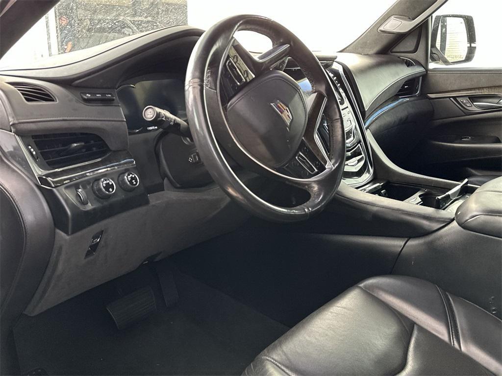 used 2019 Cadillac Escalade ESV car, priced at $29,981