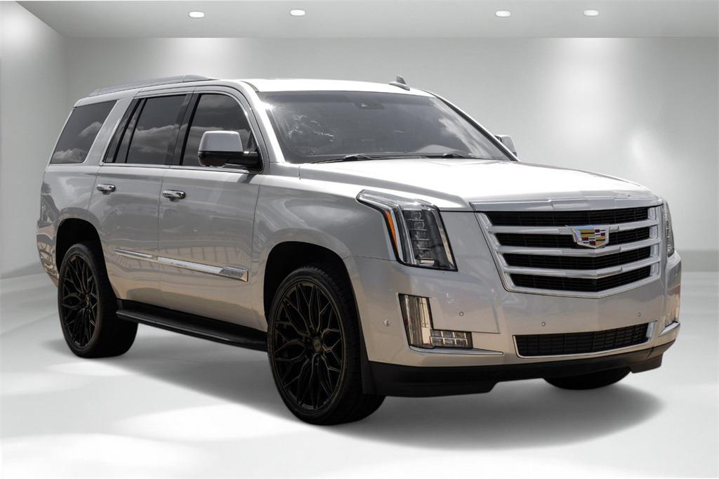 used 2019 Cadillac Escalade car, priced at $30,581
