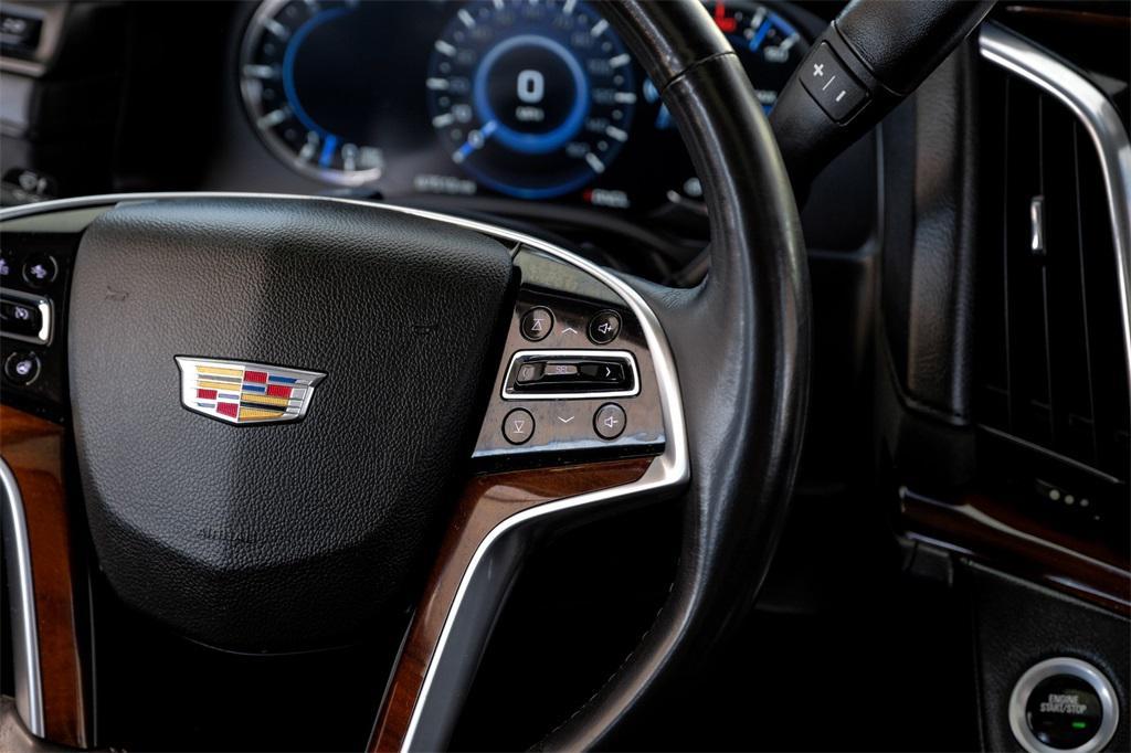 used 2018 Cadillac Escalade ESV car, priced at $30,981