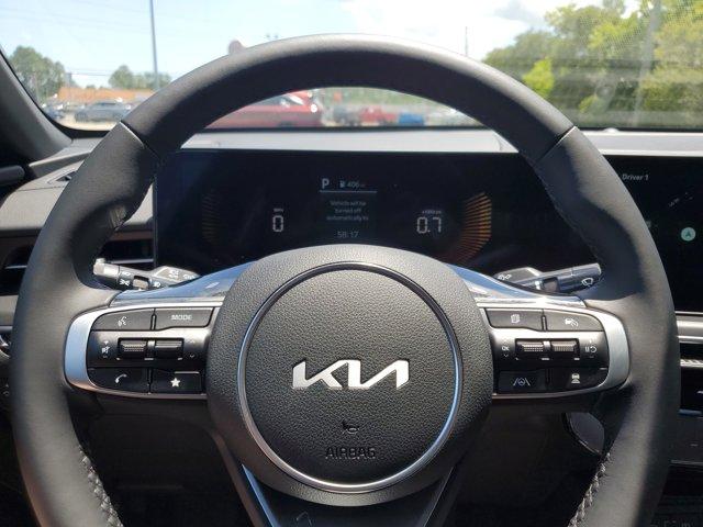 new 2025 Kia K5 car, priced at $31,500