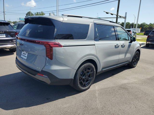 new 2026 Kia Carnival Hybrid car, priced at $55,285