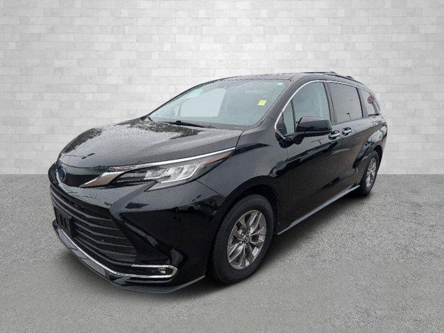 used 2022 Toyota Sienna car, priced at $43,908