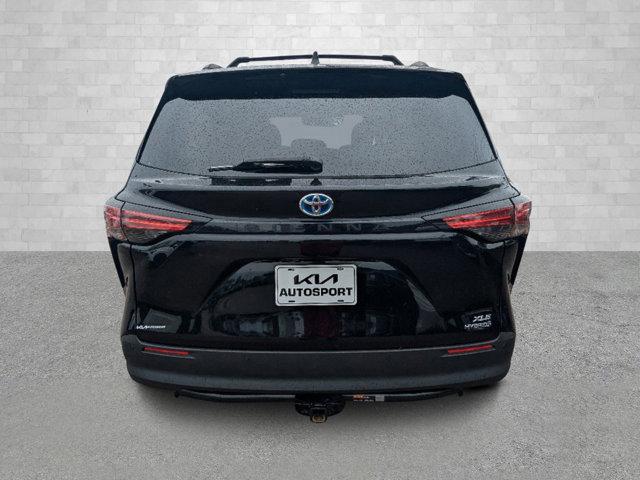 used 2022 Toyota Sienna car, priced at $43,908