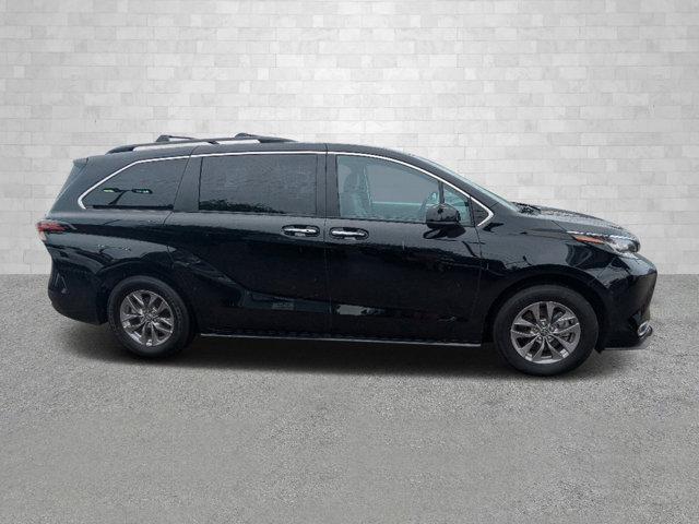 used 2022 Toyota Sienna car, priced at $43,908