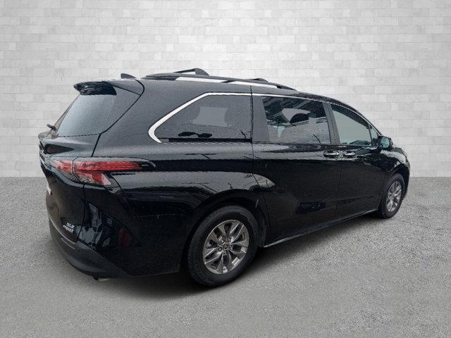 used 2022 Toyota Sienna car, priced at $43,908