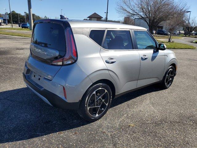 used 2023 Kia Soul car, priced at $21,995