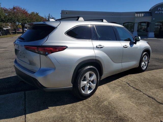 used 2021 Toyota Highlander car, priced at $27,886
