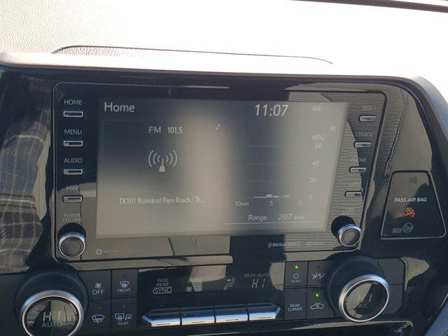 used 2021 Toyota Highlander car, priced at $27,886