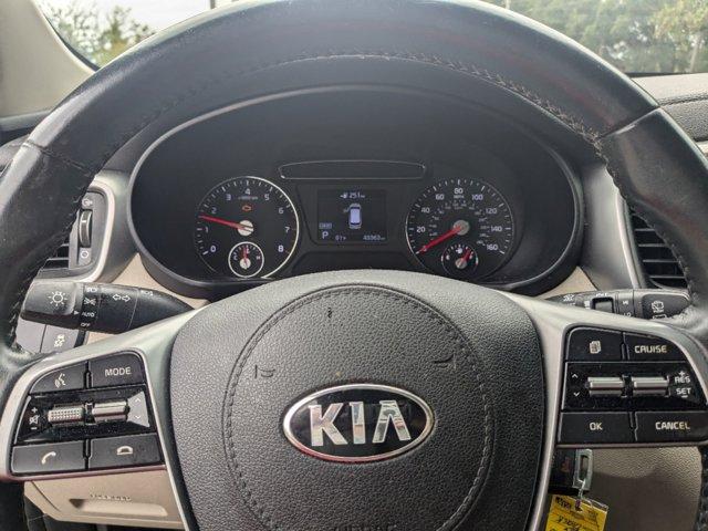 used 2019 Kia Sorento car, priced at $18,995