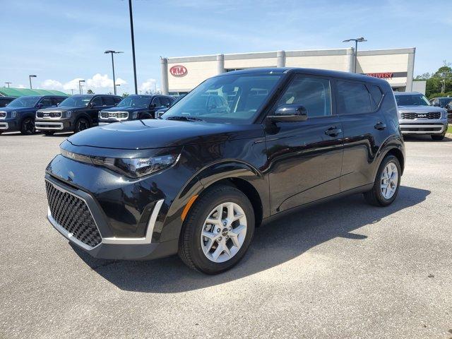 new 2025 Kia Soul car, priced at $22,905