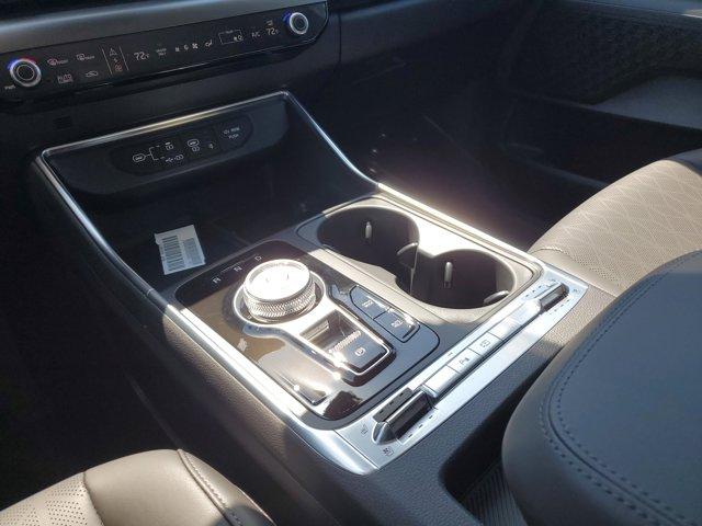 new 2025 Kia Carnival Hybrid car, priced at $51,470