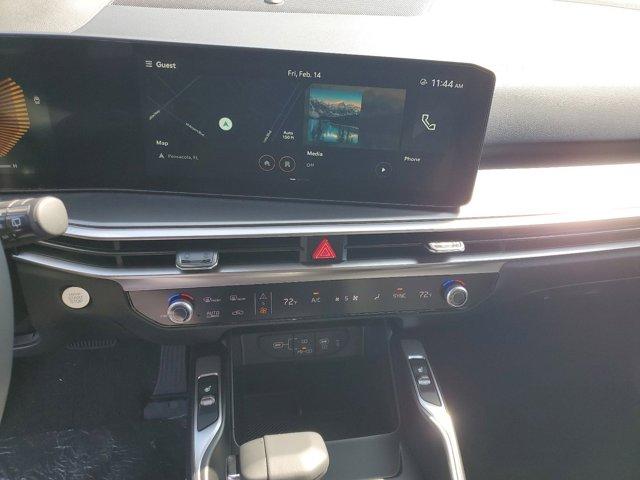 new 2025 Kia Sorento car, priced at $39,710