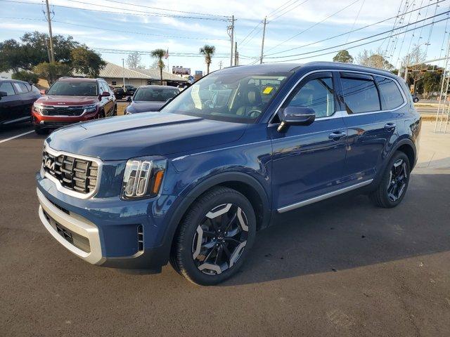 used 2024 Kia Telluride car, priced at $38,997