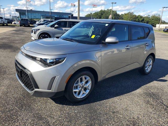 used 2023 Kia Soul car, priced at $19,886