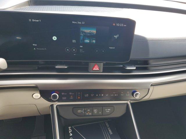 new 2026 Kia Carnival Hybrid car, priced at $51,765