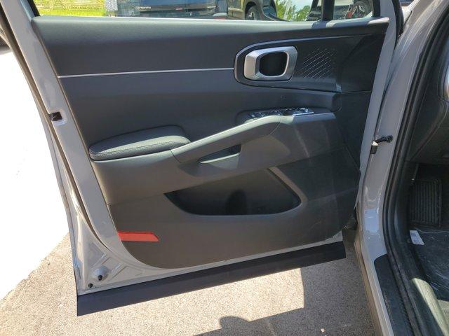 new 2025 Kia Sorento car, priced at $38,325