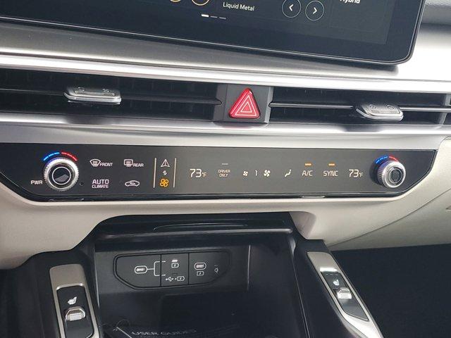 new 2025 Kia Sorento Hybrid car, priced at $41,980