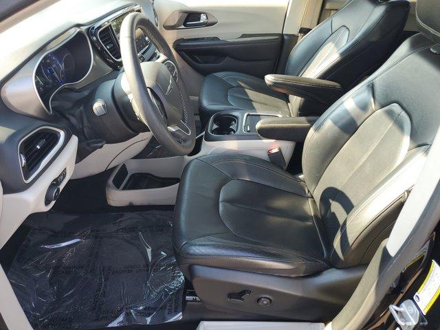 used 2022 Chrysler Pacifica car, priced at $20,467