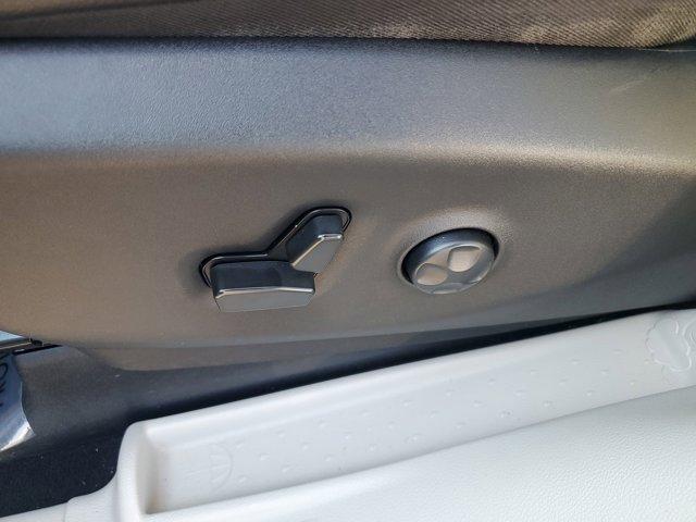 used 2022 Chrysler Pacifica car, priced at $20,467