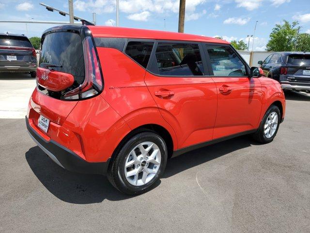 new 2025 Kia Soul car, priced at $24,900