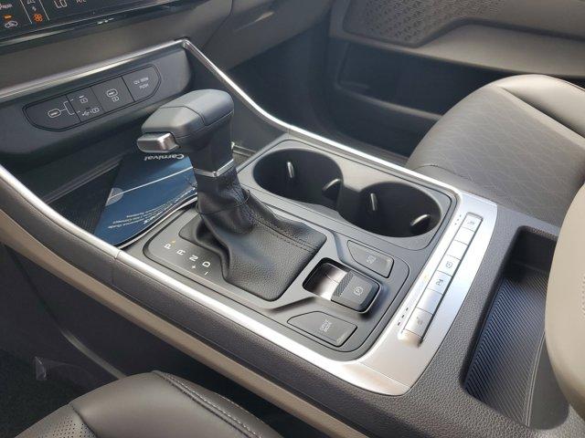 new 2026 Kia Carnival car, priced at $40,425