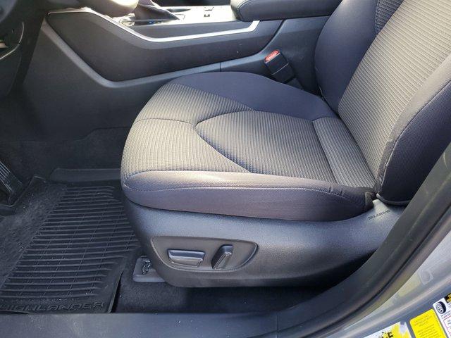 used 2023 Toyota Highlander car, priced at $33,887