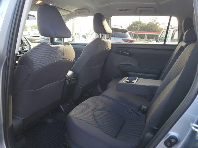 used 2023 Toyota Highlander car, priced at $33,887