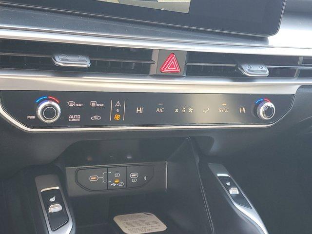 new 2026 Kia Sorento car, priced at $38,445