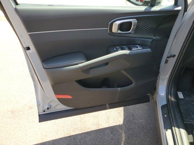 new 2025 Kia Sorento car, priced at $38,325