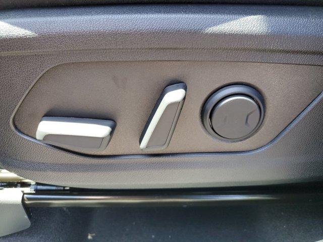 new 2025 Kia Sorento car, priced at $38,325