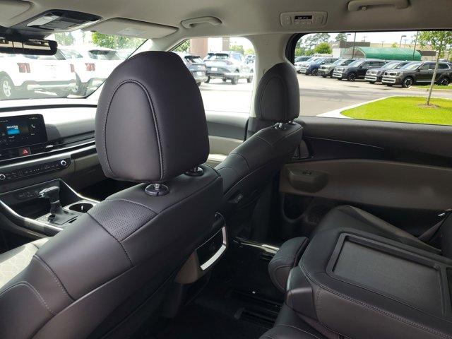 new 2025 Kia Carnival car, priced at $40,875