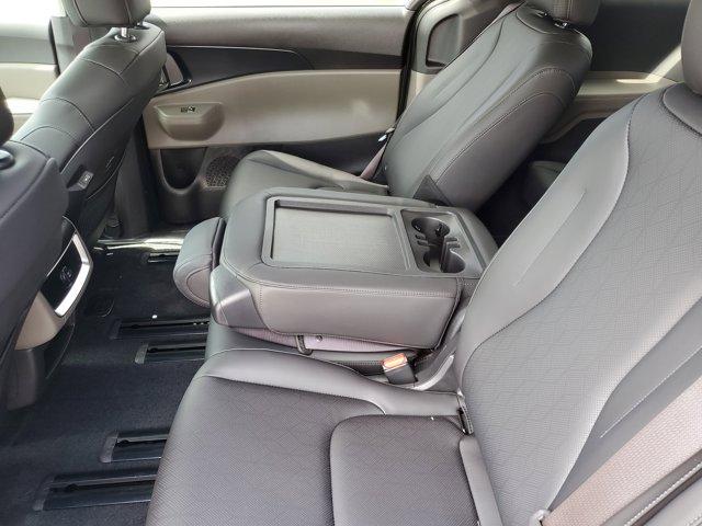 new 2025 Kia Carnival car, priced at $40,875