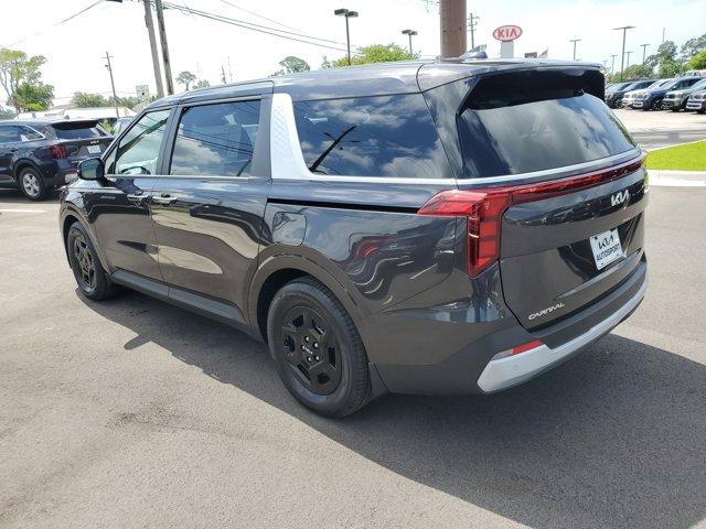 new 2025 Kia Carnival car, priced at $40,875
