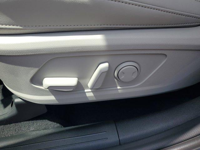new 2025 Kia Sorento car, priced at $38,325