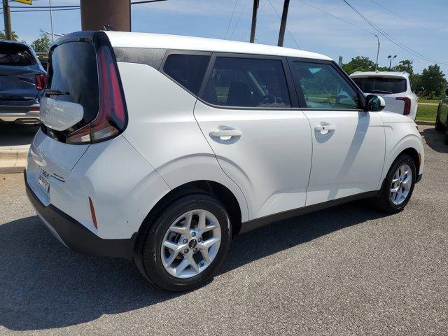 new 2025 Kia Soul car, priced at $24,905