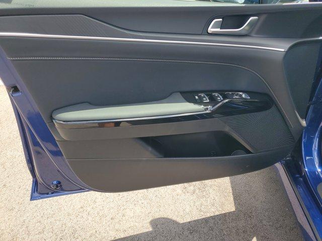 new 2025 Kia K5 car, priced at $29,900