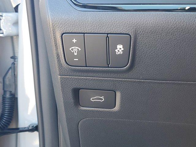 new 2026 Kia K5 car, priced at $33,090