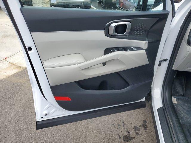 new 2025 Kia Sorento car, priced at $38,325