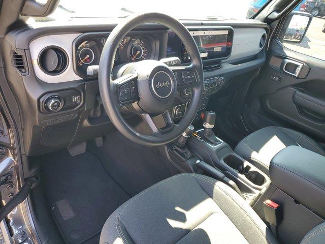 used 2025 Jeep Gladiator car, priced at $43,987