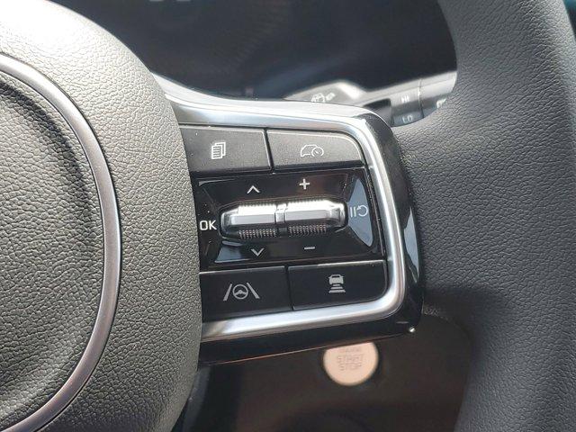 new 2025 Kia Sorento car, priced at $33,980