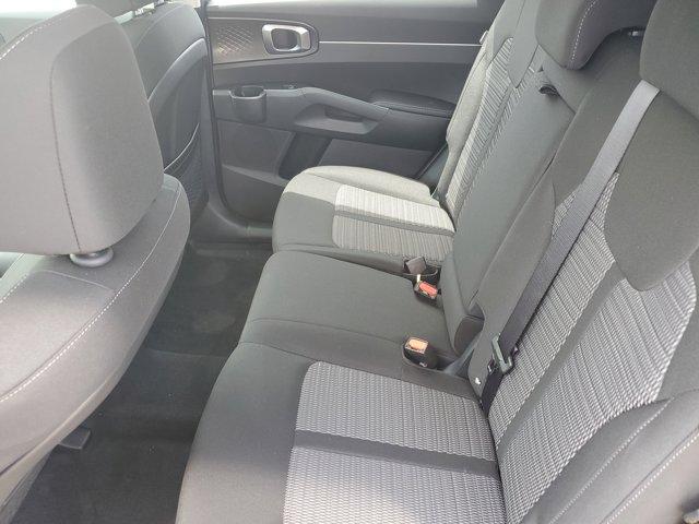 new 2025 Kia Sorento car, priced at $33,980