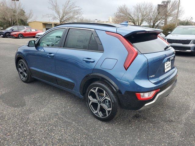 new 2025 Kia Niro car, priced at $33,990