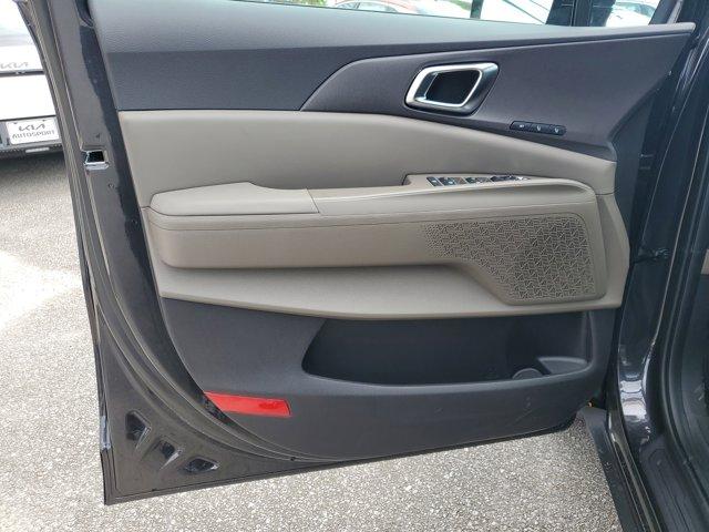 new 2025 Kia Carnival car, priced at $42,700