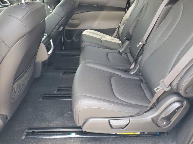new 2025 Kia Carnival car, priced at $41,370
