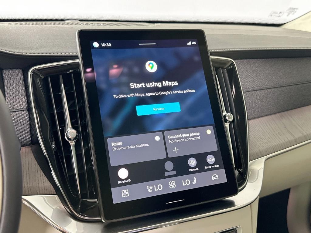 new 2026 Volvo XC90 car, priced at $75,155
